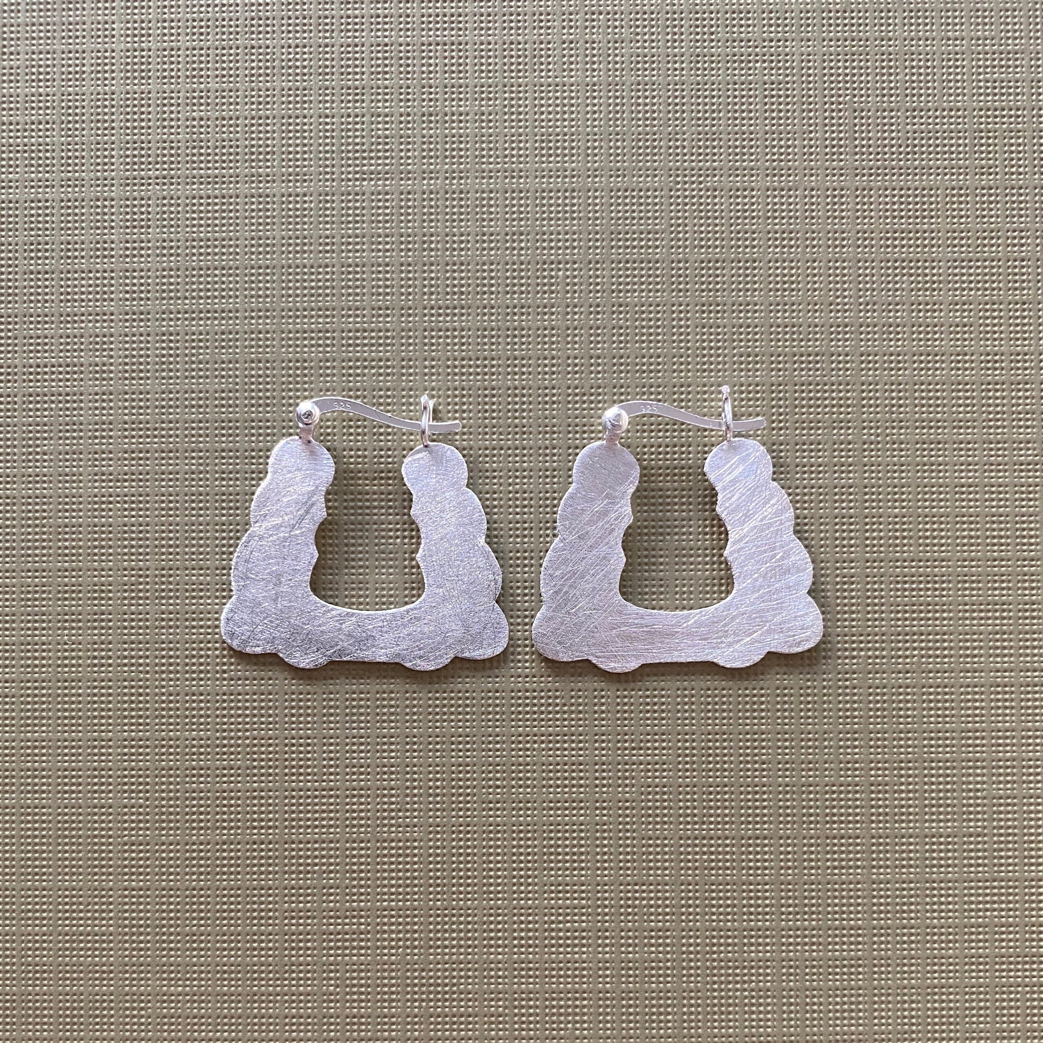 Triangular Waved Edges Earrings