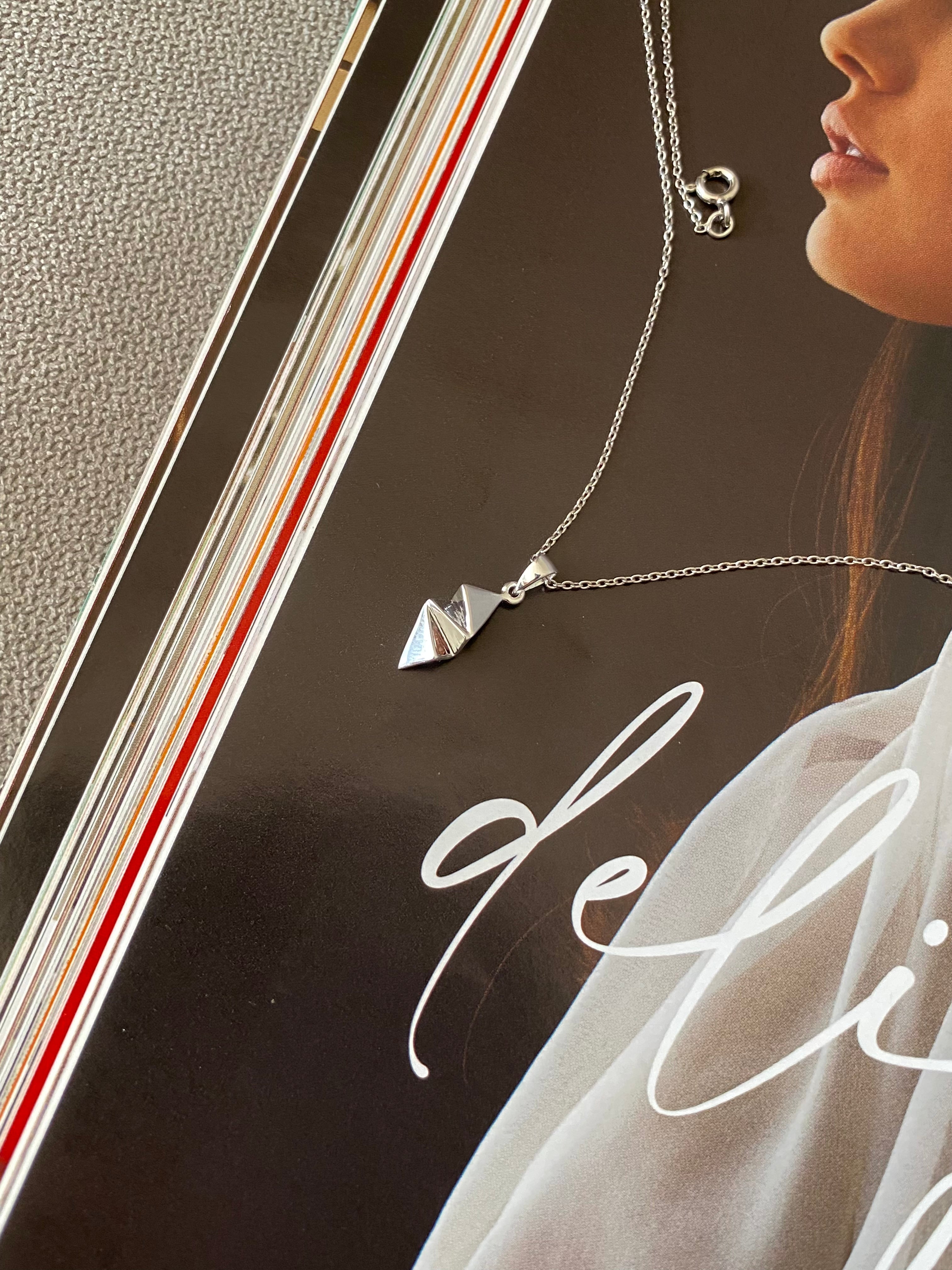 Freeform Pendant Necklace