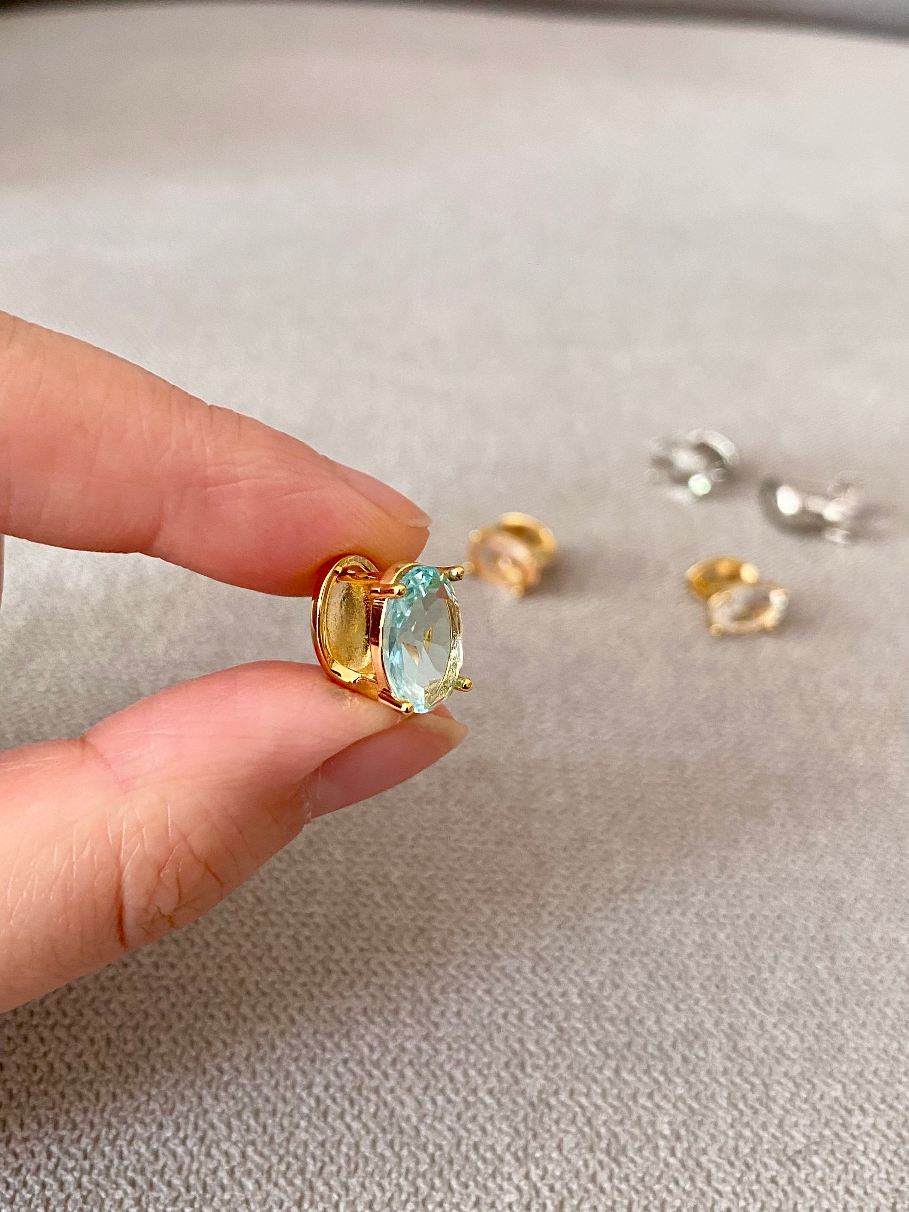 AUR57F15 (2 colours)