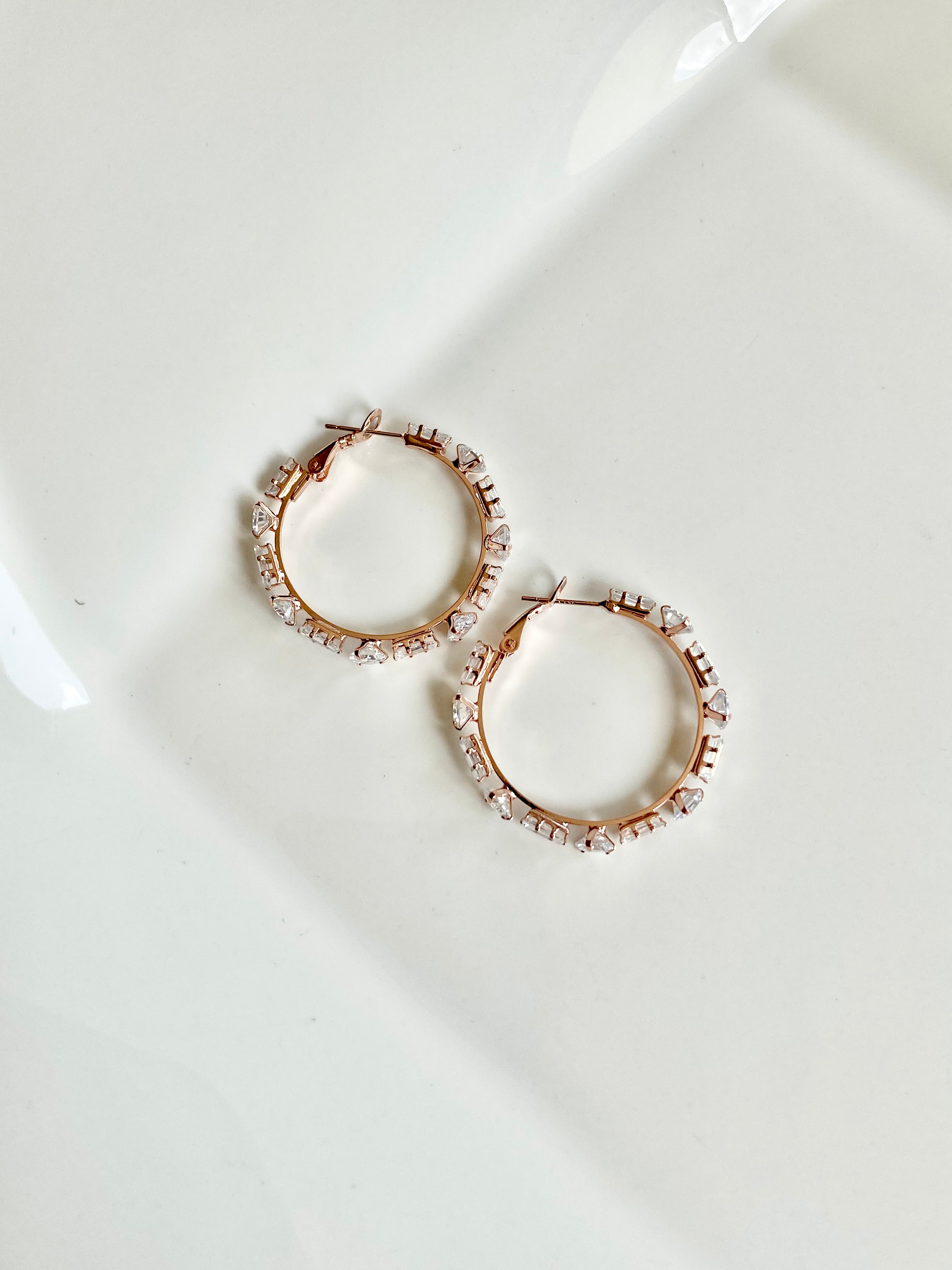 AUR73F22 (2 colours)