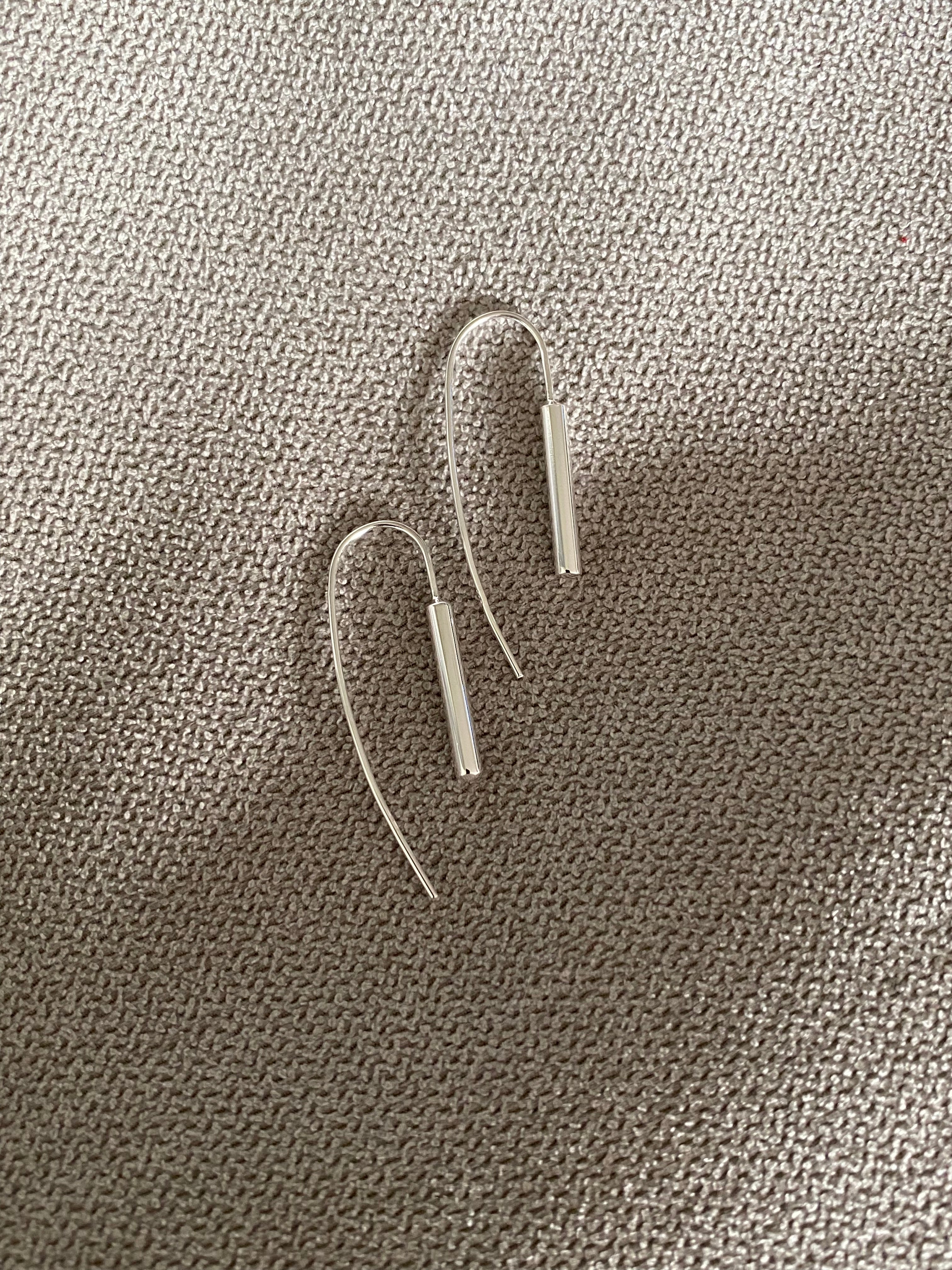 Silver Minimal Loop Earrings
