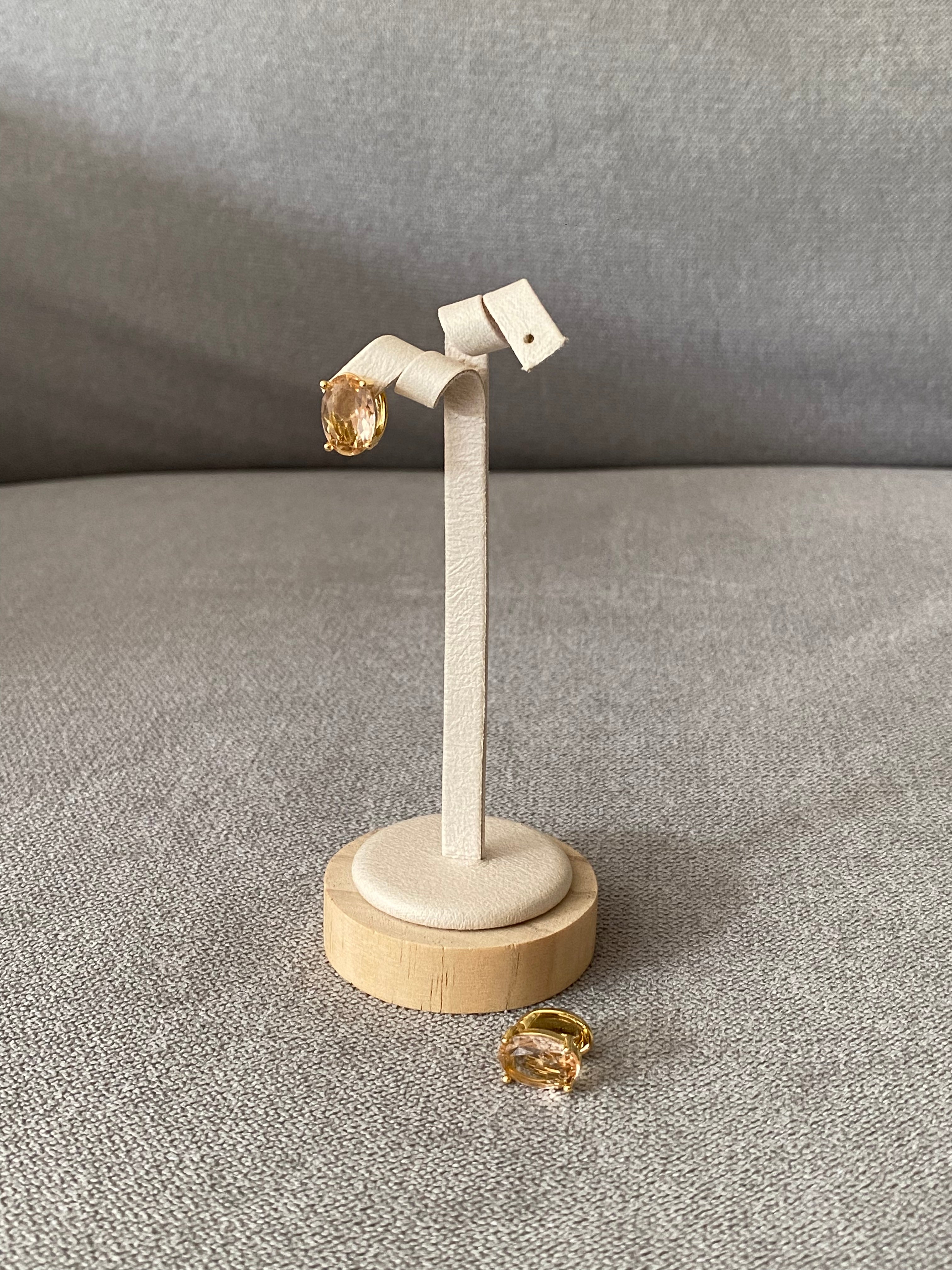 AUR57F15 (2 colours)