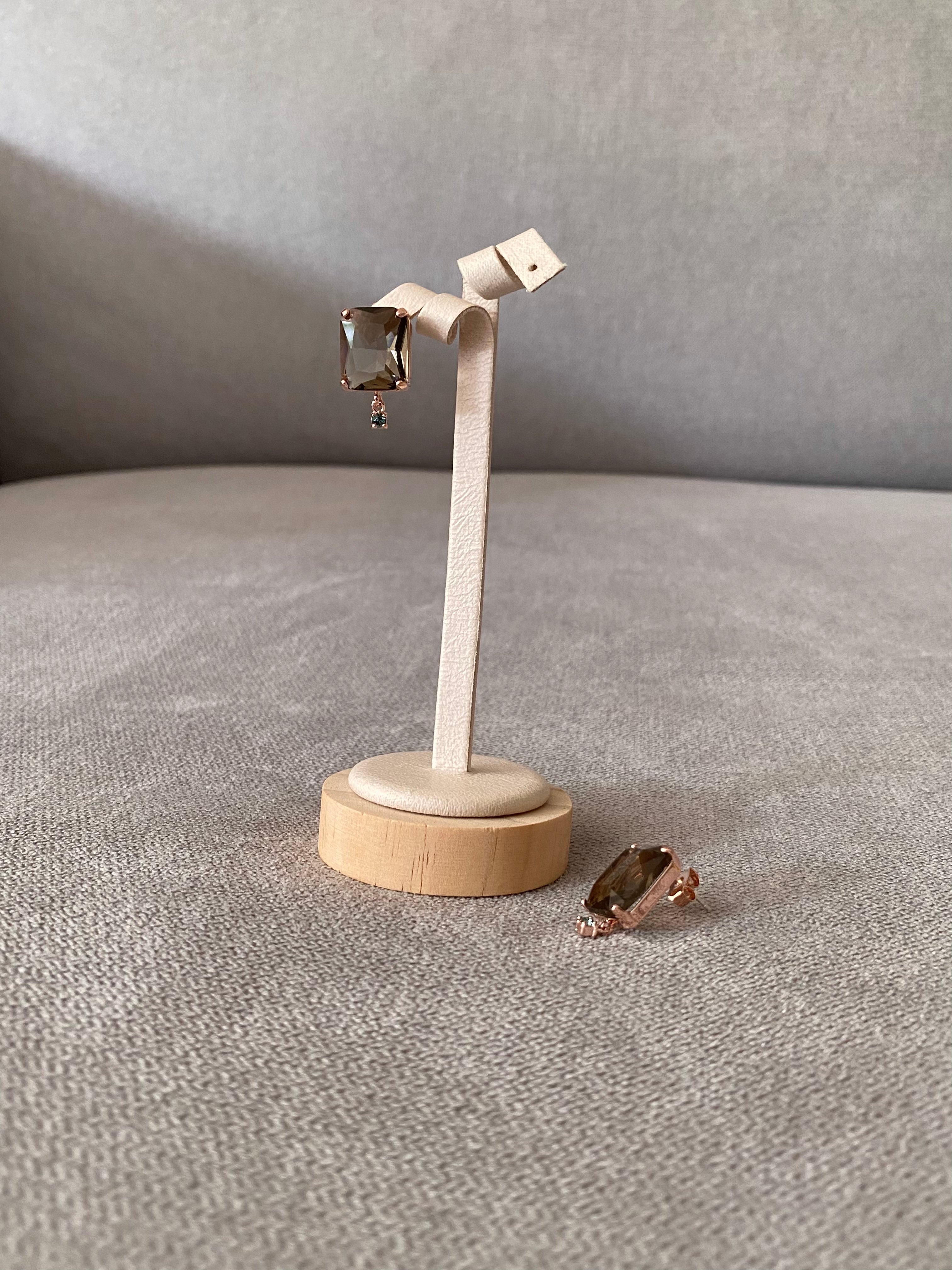 AUR79F14 (2 colours)