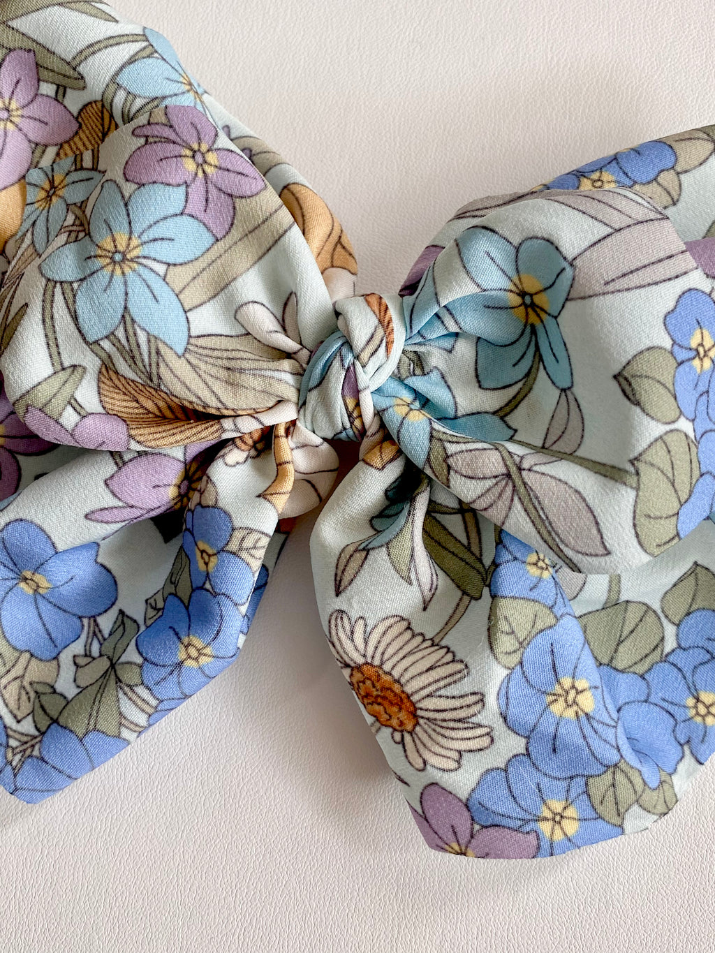 HAI23F12 (2 colours)