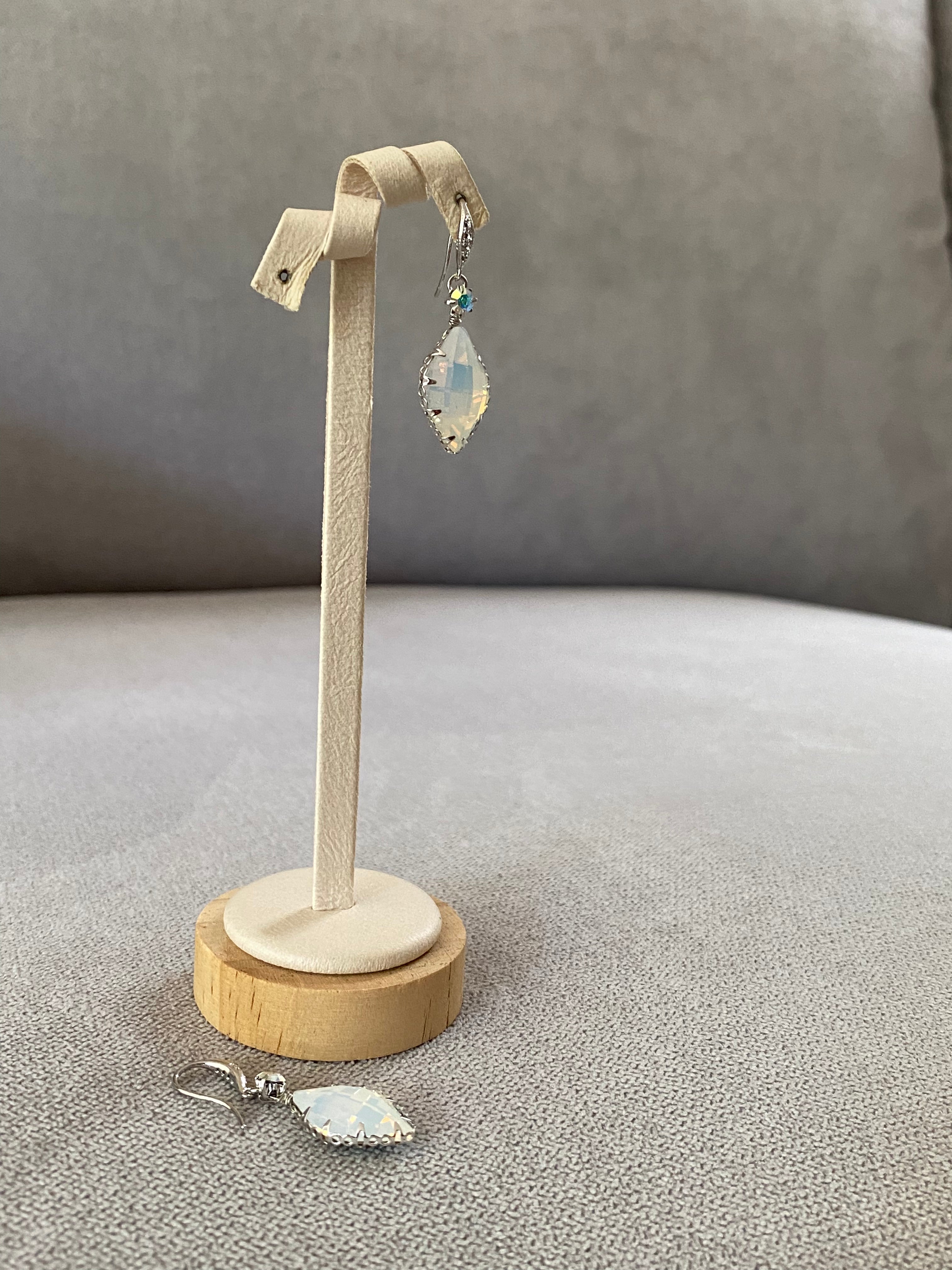 SWA07F30 (2 colours)