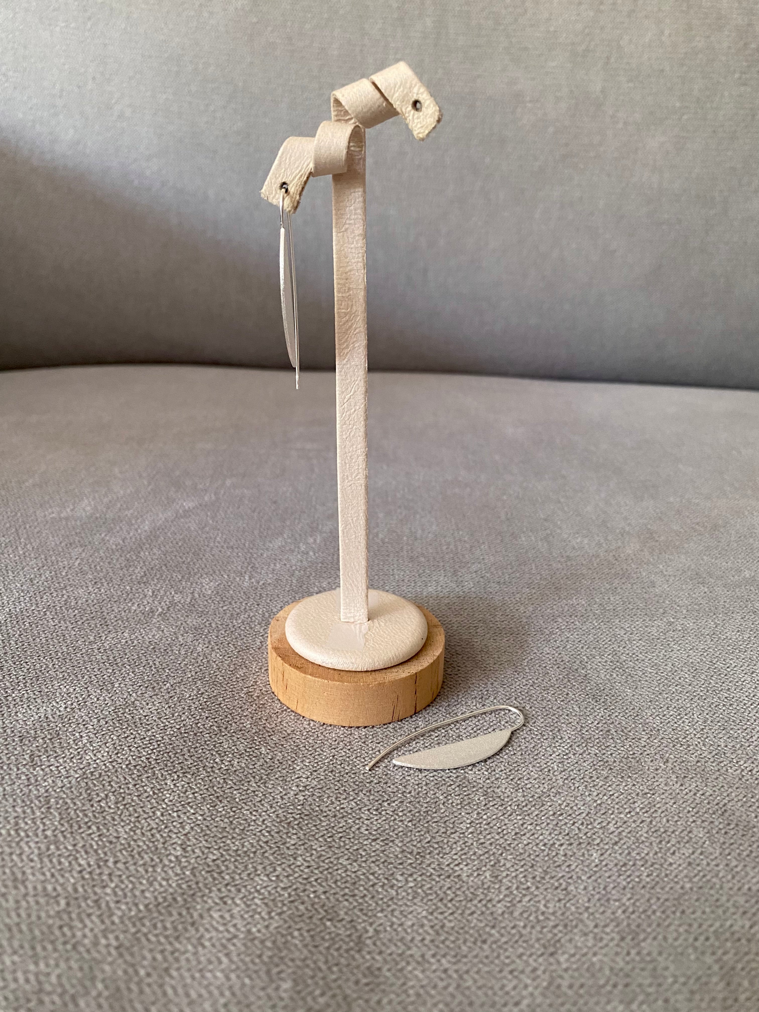 Silver Sleek Leaf Earrings