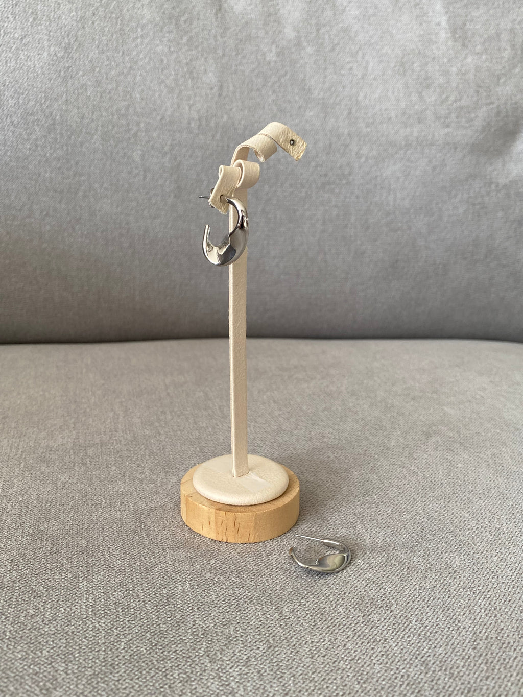 LIV203F10 (2 colours)