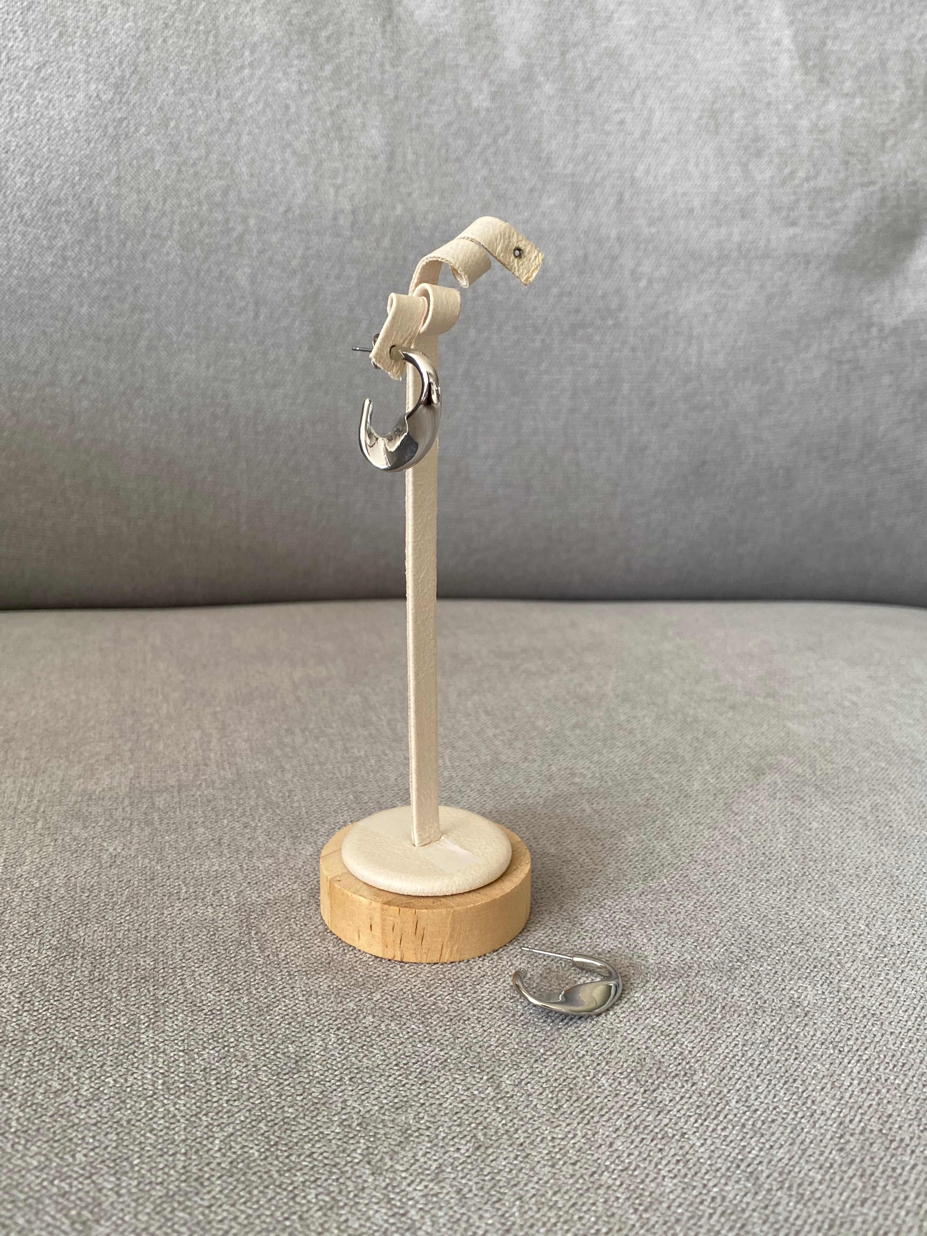 LIV203F10 (2 colours)