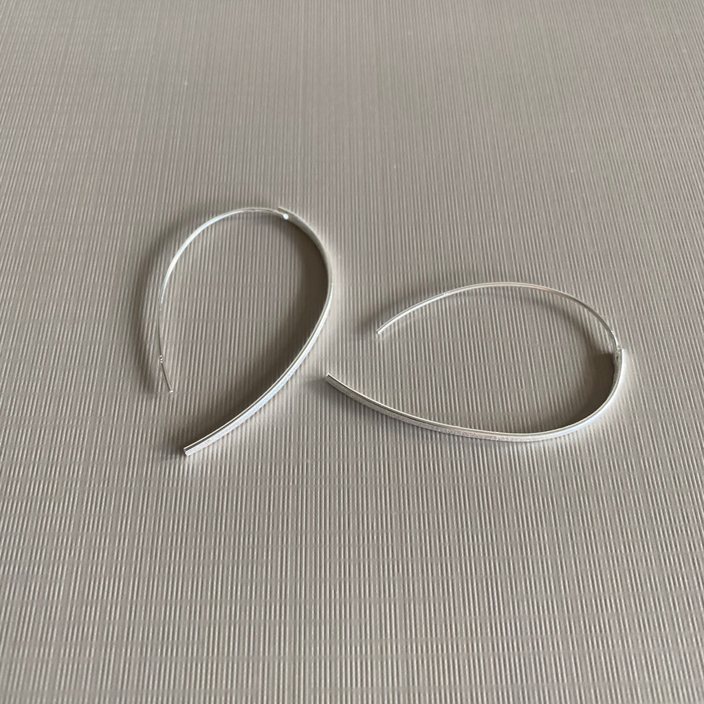 Curved Thread Earrings