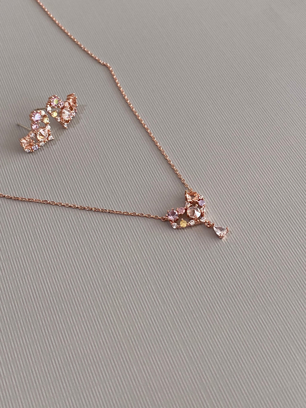 EST54NF14 / EST54F16 (2 colours)