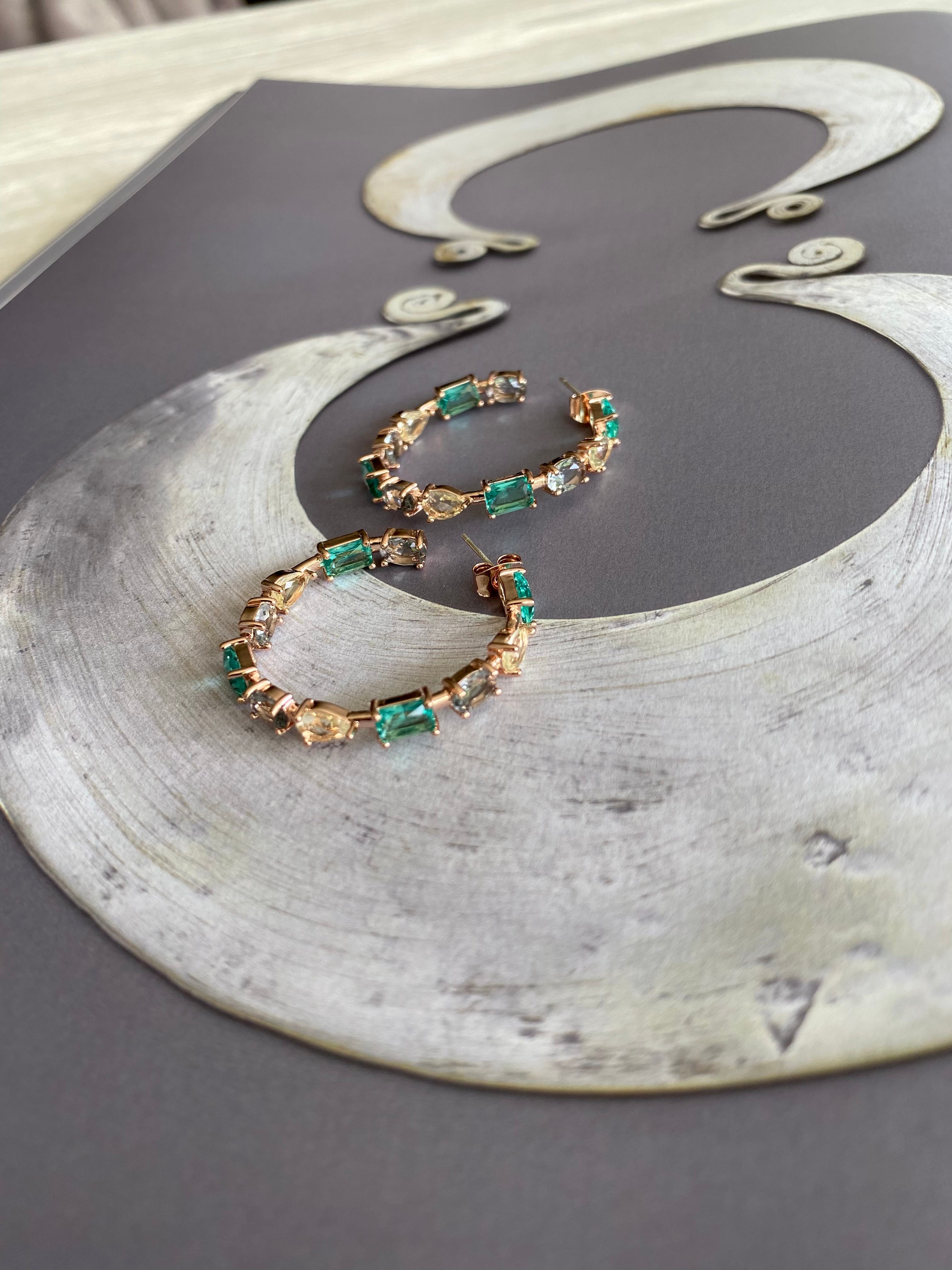 AUR77F23 (2 colours)