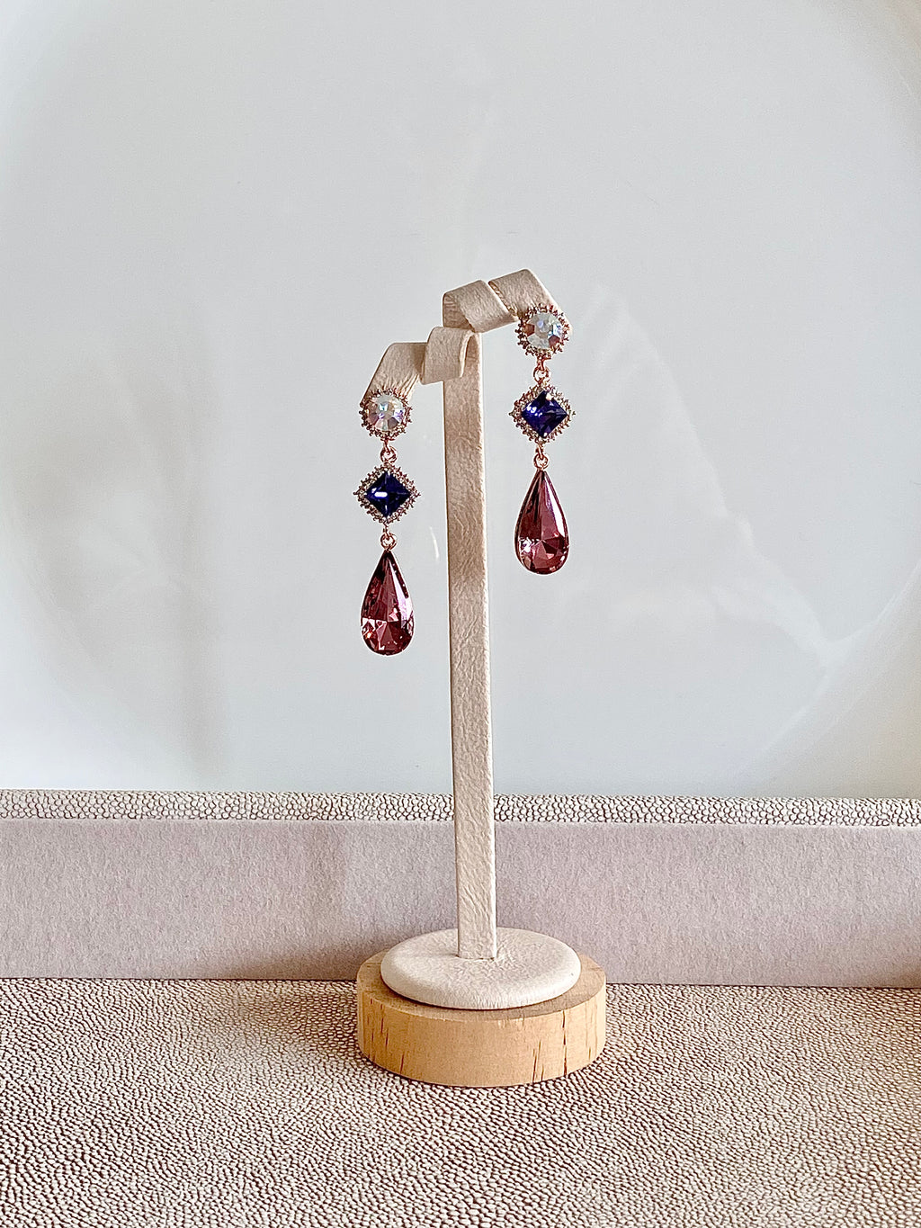 SWA16F40 (5 colours)