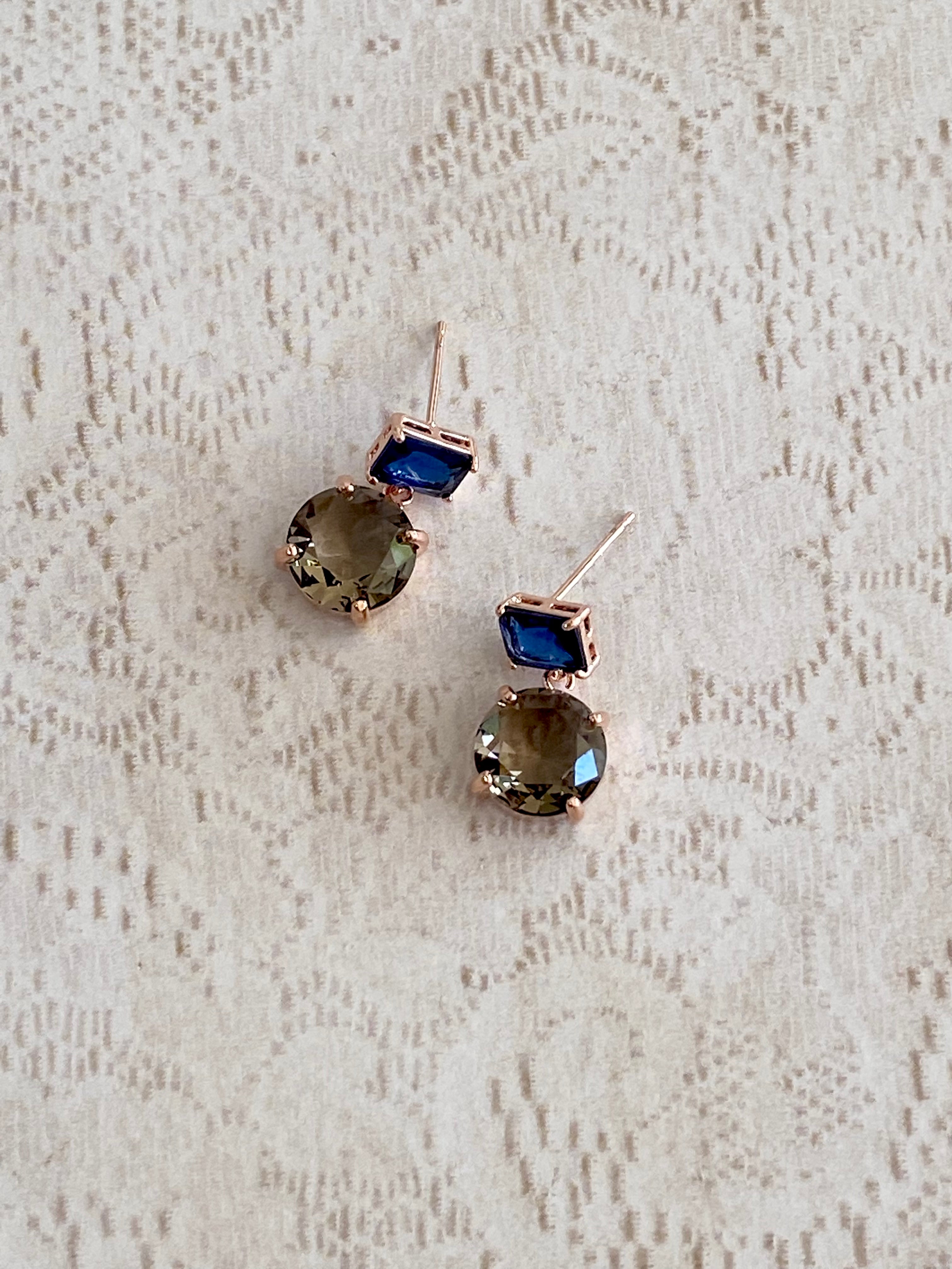 AUR02F18 (3 colours)