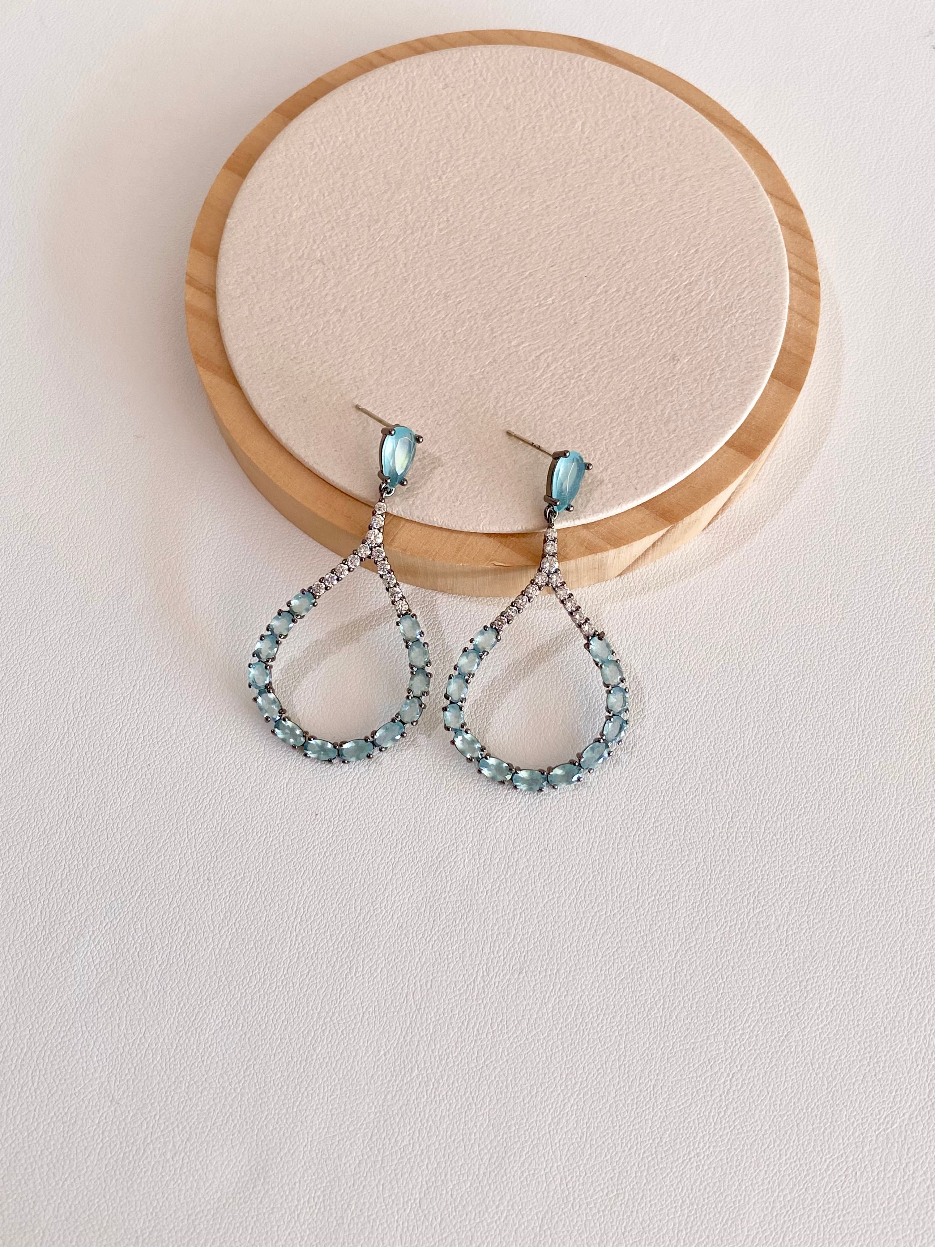 AUR20F25 (2 colours)