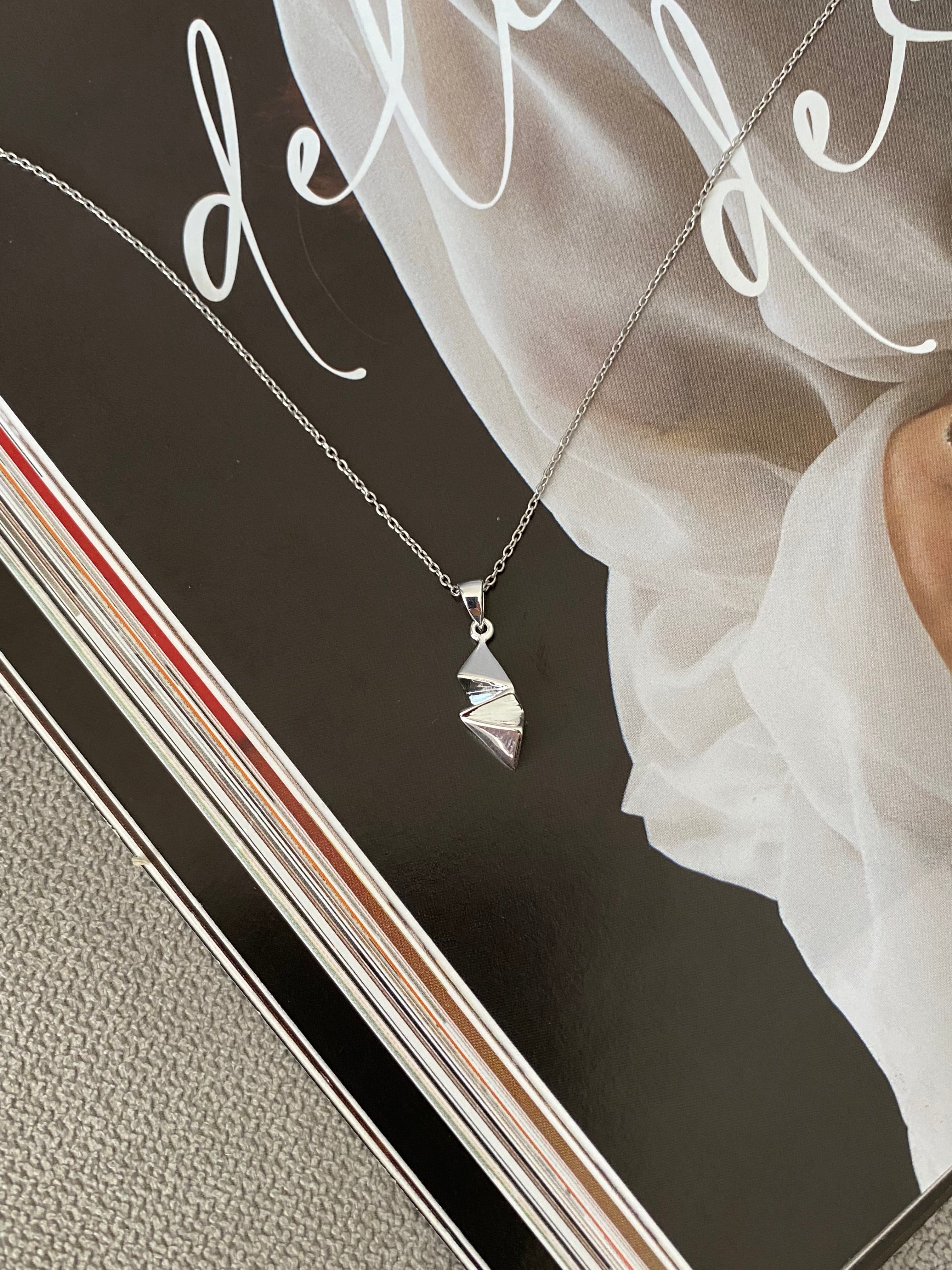 Freeform Pendant Necklace