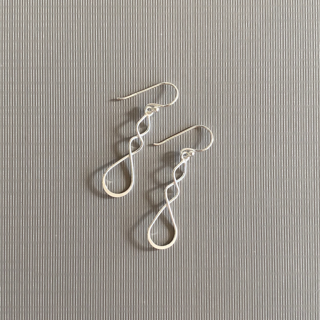 Twisted Line Drop Earrings