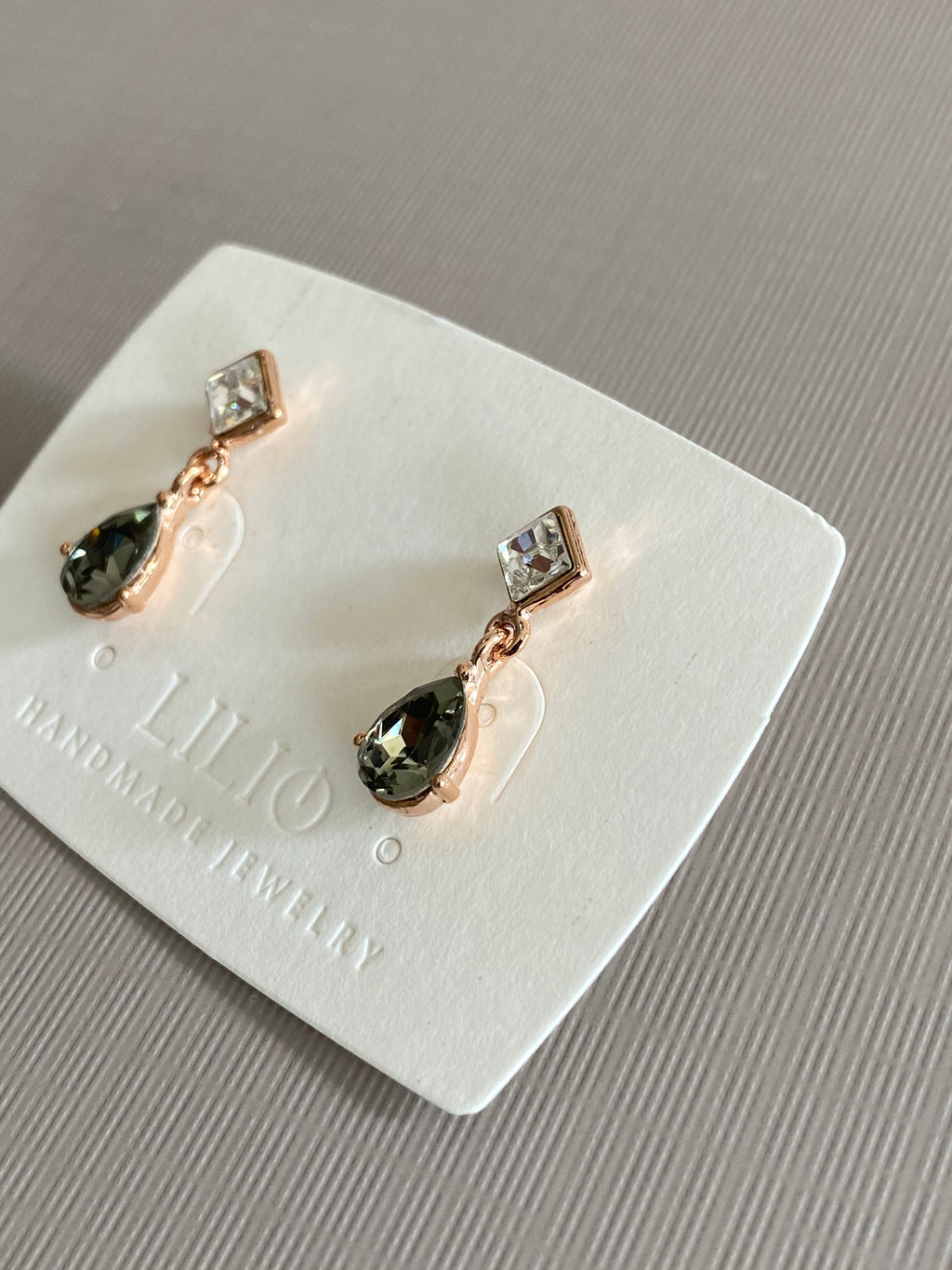 SWA17F18 (8 colours)