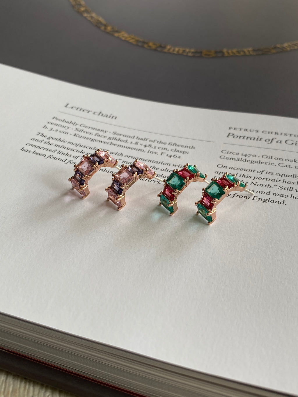 AUR82F13 (2 colours)