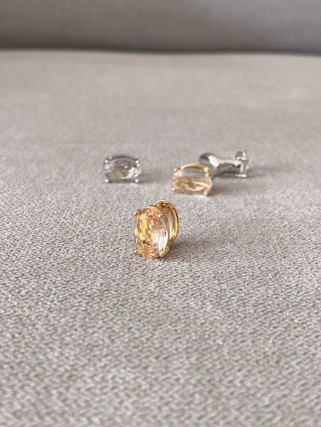 AUR57F15 (2 colours)